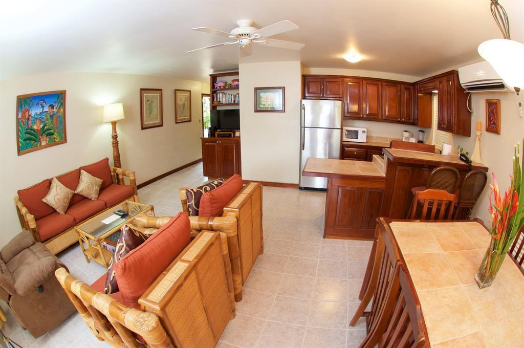 The Palms Oceanfront Suites San Pedro Kültér fotó